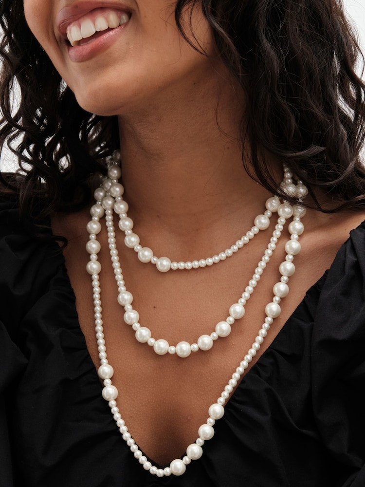 Mood Silver Tone Pearl Multirow Necklace - Image 1 of 3