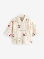 Cream Floral Embroidered - חולצה בגזרה מרובעת עם שרוולים קצרים, %100 כותנה - Image 5 of 7
