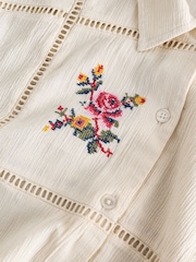Cream Floral Embroidered - חולצה בגזרה מרובעת עם שרוולים קצרים, %100 כותנה - Image 7 of 7