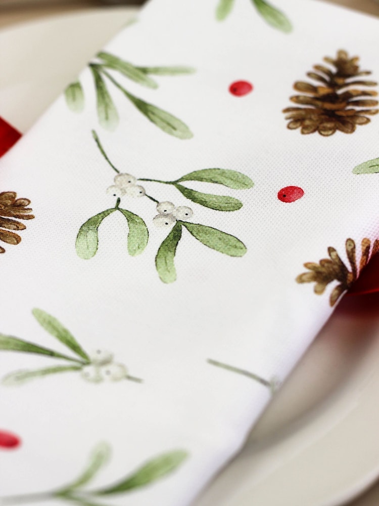 Avalon Home Red Mistletoe and Pine 100% Cotton Pair of Napkins - Image 5 of 6