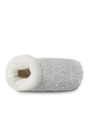 Totes Grey Ladies Knitted Texture Winter Bootie Slippers - Image 4 of 5