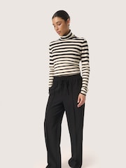 Soaked in Luxury Regular Fit Bea Wide Leg Black Trousers - Image 3 of 5