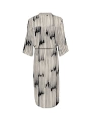 Soaked in Luxury Zaya Knee length Half Sleeve Dress - Image 6 of 6