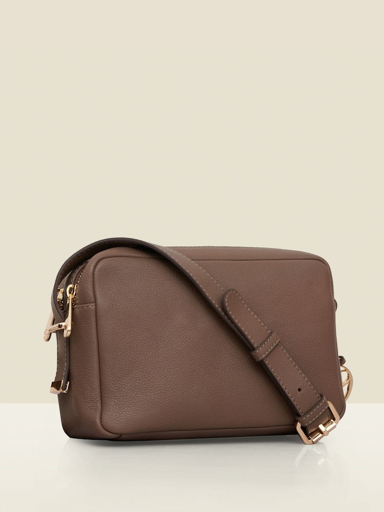 Sosandar Brown Leather Cross-Body Bag - Image 5 of 5 Sosandar Brown Leather Cross-Body Bag - Image 5 of 5