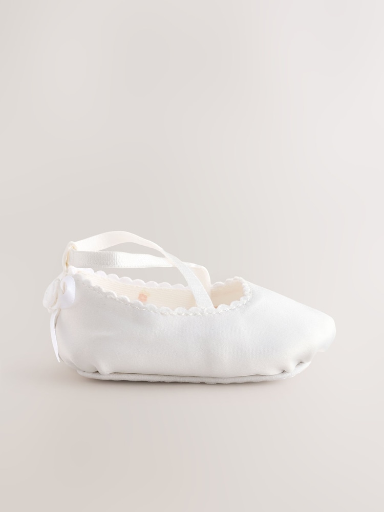 أبيض - Satin Baby Ballet Shoes (0-24mths) - صورة 2 من 5 أبيض - Satin Baby Ballet Shoes (0-24mths) - صورة 2 من 5
