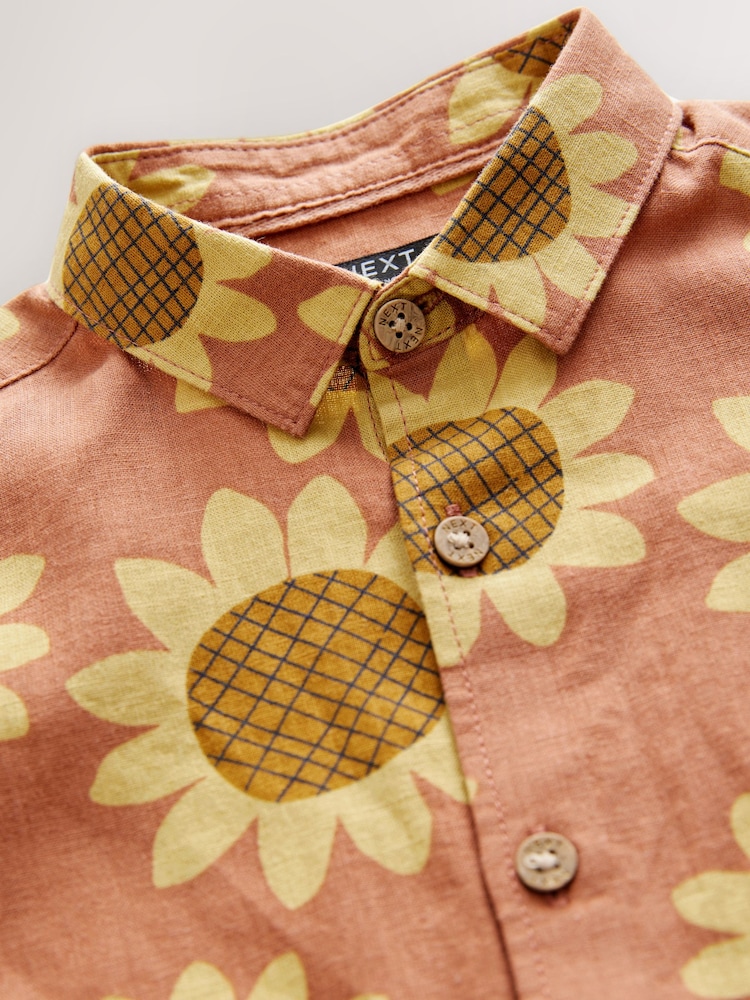 Marrón óxido - Camisa de manga corta con estampado integral de girasoles (3 meses - 7 años) - Imagen 7 de 7 Marrón óxido - Camisa de manga corta con estampado integral de girasoles (3 meses - 7 años) - Imagen 7 de 7