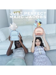 Marc Jacobs 50ml Just Perfect Eau de Parfum - Image 3 of 6