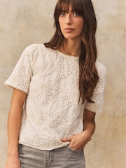 Crème - Chemisier en coton texturé Fleuri Cornelli brodé Manches courtes  100% Coton - Image 2 de 8