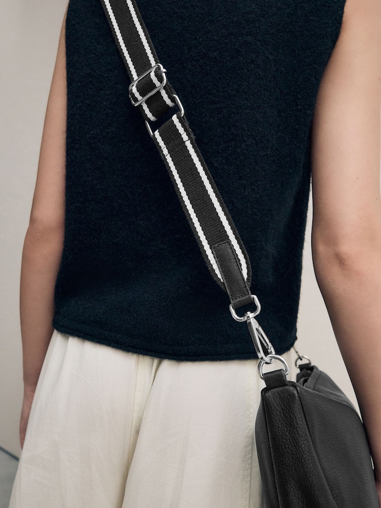 Black Leather Sling Bag - Image 3 of 9