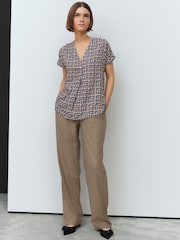 Navy/Brown Geo Print Relaxed Fit Short Sleeve Overhead V-Neck Blouse - Image 3 of 7
