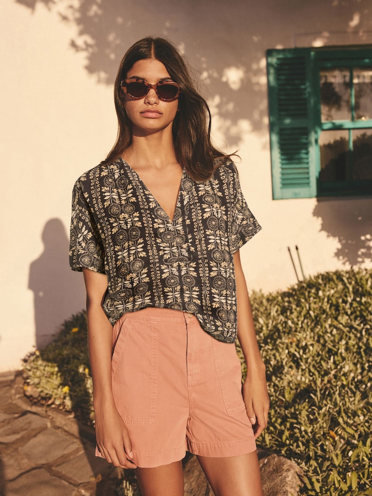 Abstract Print Short Sleeve Overhead 100% Linen Top - Image 1 of 7