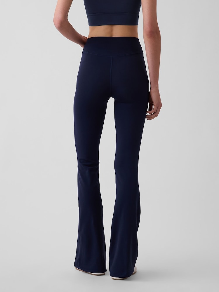 Gap Navy GapFit Smooth High Waisted Bootleg Leggings - Image 2 of 5 Gap Navy GapFit Smooth High Waisted Bootleg Leggings - Image 2 of 5