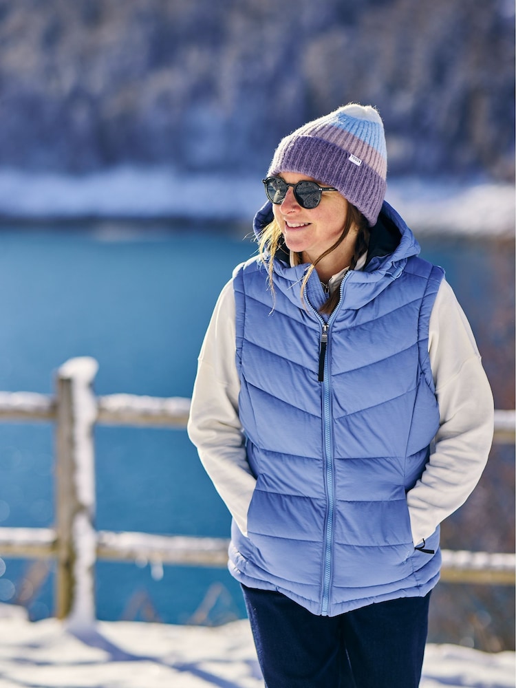 Tog 24 Blue Calvo Womens Padded Gilet - Image 2 of 8