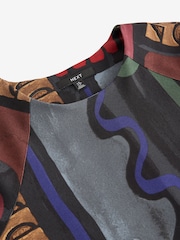 Estampado azul marino - Short Sleeve Crepe Boxy T-Shirt - Imagen 6 de 7