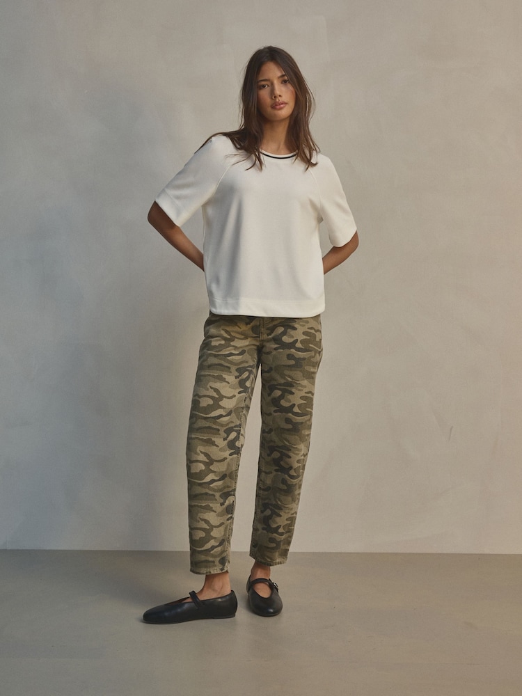 White Contrast Neck Trim Crepe Boxy T-Shirt - Image 3 of 9