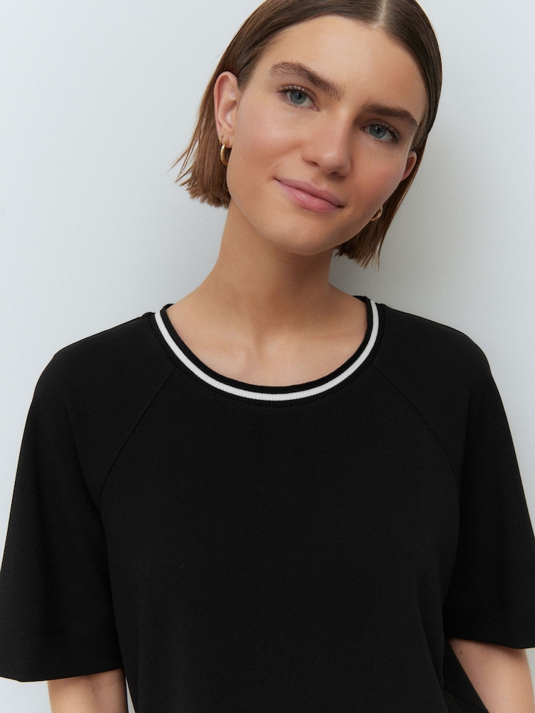 Black Contrast Neck Trim Crepe Boxy T-Shirt - Image 2 of 7