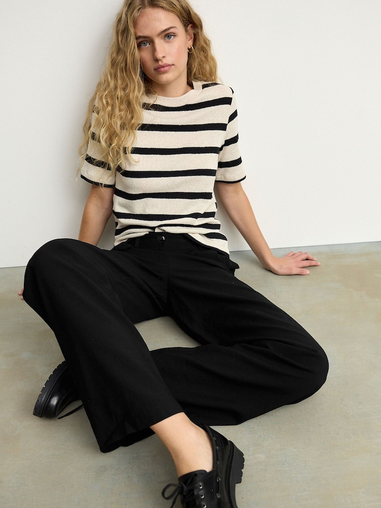 Black/Ecru Short Sleeve Crew Neck Knitted T-Shirt - Image 2 of 8
