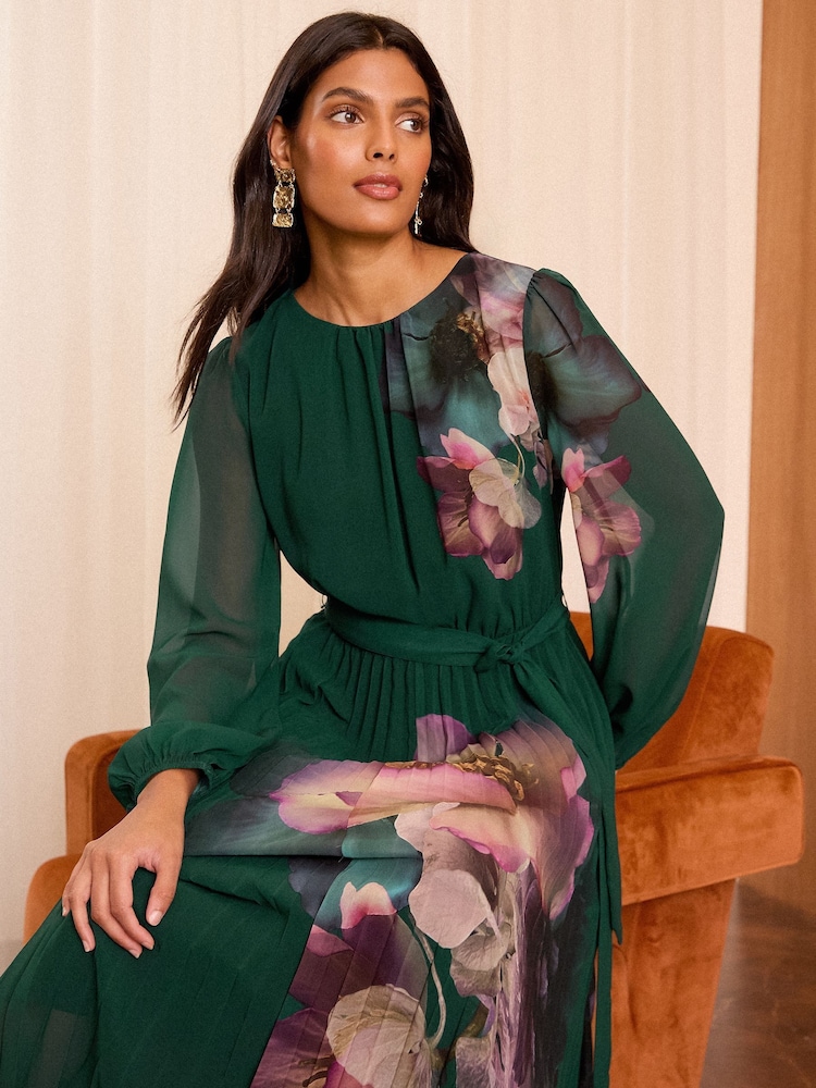 Love & Roses Green Petite Printed Belted Pleated Long Sleeve Midi Dress - Image 4 of 4