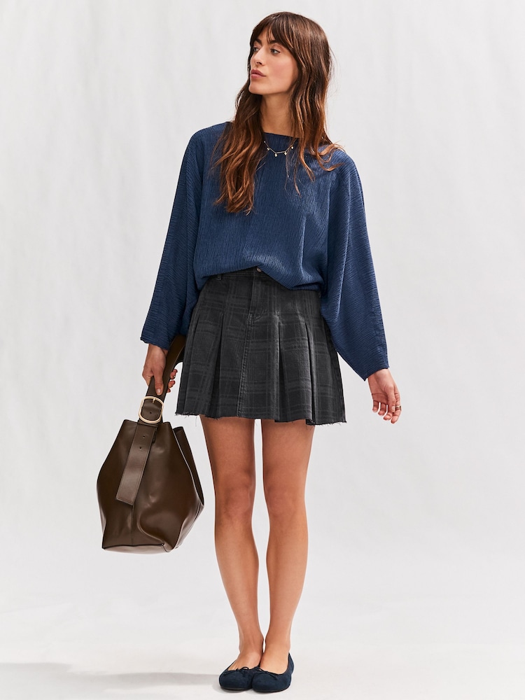 Azul marino - Blusa de manga larga de murciélago con diseño texturizado - Imagen 2 de 6 Azul marino - Blusa de manga larga de murciélago con diseño texturizado - Imagen 2 de 6