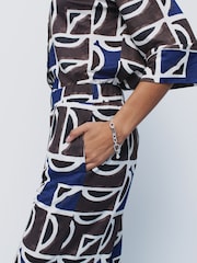 Blue/Brown Geo Print Three Quarter Sleeve Jersey Shirt - Image 4 of 8