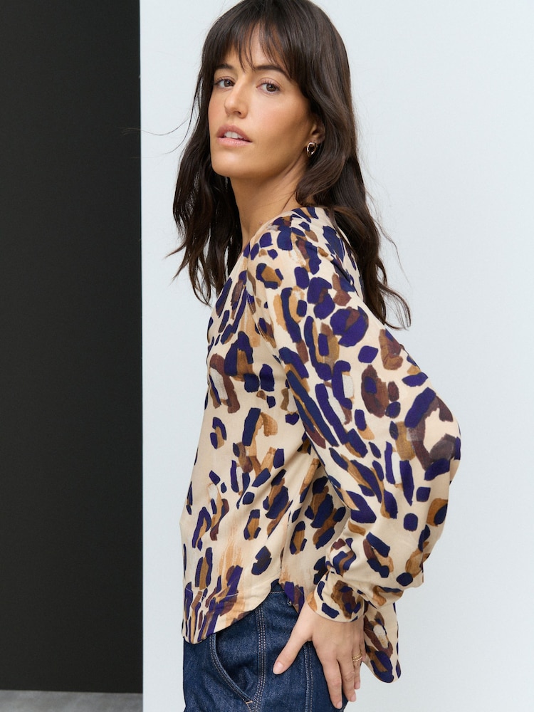 Animal Print Long Sleeve V-Neck Jersey Blouse - Image 3 of 8