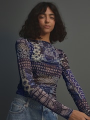 Blue Patch Print Long Sleeve Ruched Side Mesh Top - Image 1 of 8