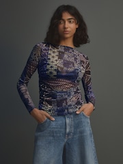 Blue Patch Print Long Sleeve Ruched Side Mesh Top - Image 2 of 8