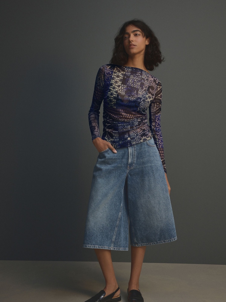 Blue Patch Print Long Sleeve Ruched Side Mesh Top - Image 3 of 8