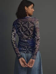 Blue Patch Print Long Sleeve Ruched Side Mesh Top - Image 4 of 8
