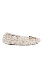 Totes Cream Ladies Isotoner Popcorn Terry Ballet Slippers - Image 2 of 5