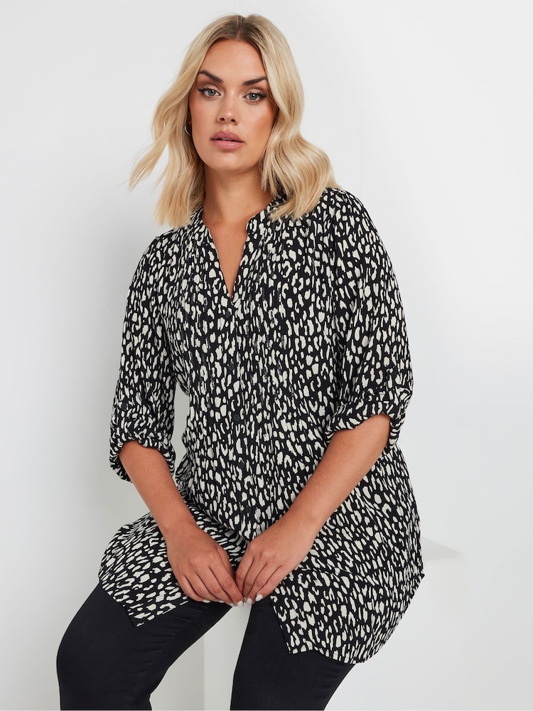 Yours Curve Bluse mit Biesen - Bild 1 von 5