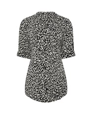 Yours Curve Bluse mit Biesen - Bild 5 von 5