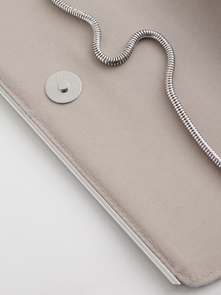 Silver Clutch Bag With Detachable Chain - Image 5 of 7