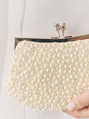 Blanco - Faux Pearl Clasp Clutch - Imagen 5 de 12