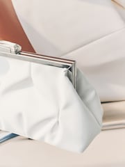 Weiß - Plissierte Clutch - Bild 5 von 10
