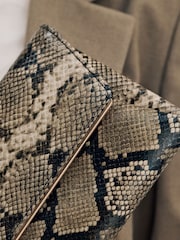 Schlangenmuster - Clutch-Tasche mit abnehmbarer Kette - Bild 3 von 10