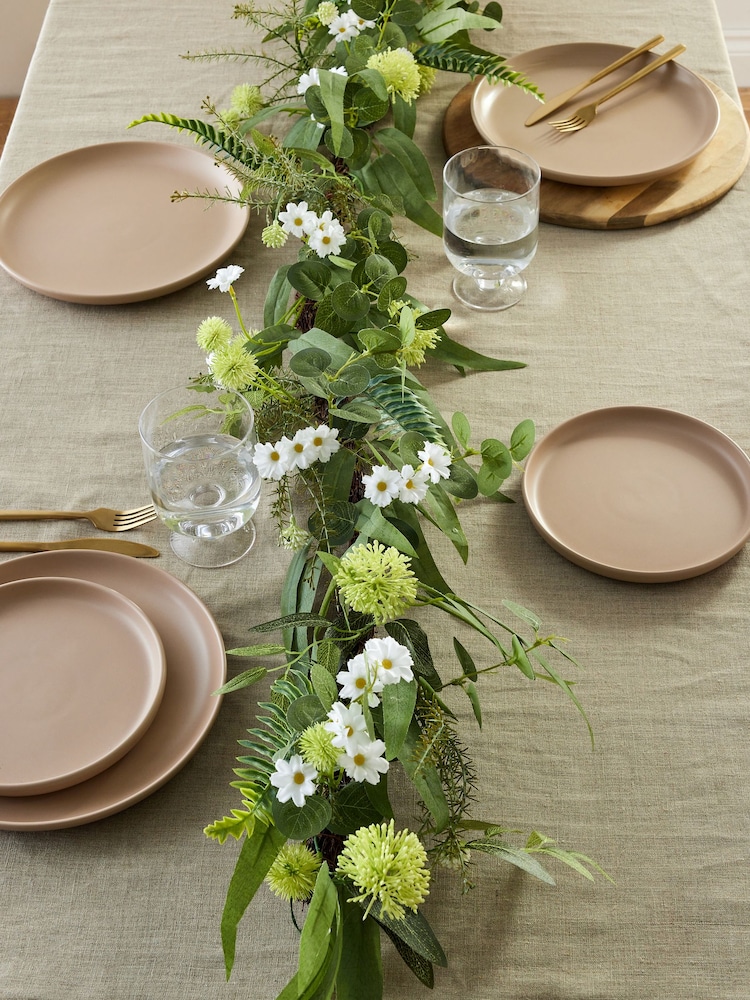 Green Spring Artificial Daisy Floral Garland - Image 1 of 3