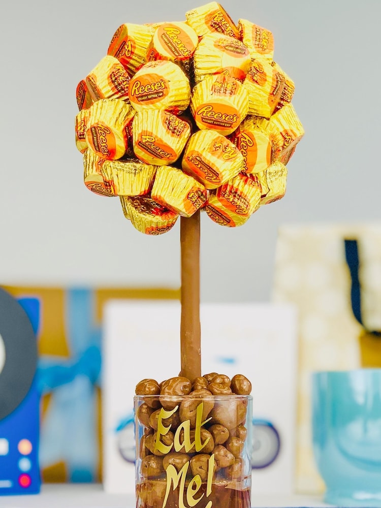 Personalised Reeses Peanut Butter Cup Tree by Sweet Trees - Image 1 of 3