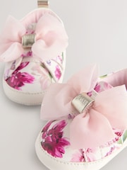 وردي زاهي/أبيض - حذاء رياضي أبيض ووردي بأربة أورجانزا للبنات البيبي من Baker By Ted Baker - صورة 5 من 5