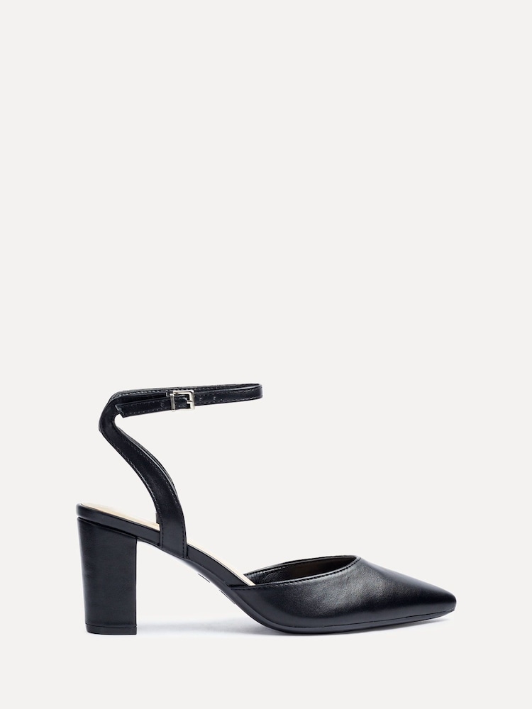Schwarzes PU - Linzi Rendall Pumps mit offenem Rücken und Blockabsatz - Bild 2 von 5 Schwarzes PU - Linzi Rendall Pumps mit offenem Rücken und Blockabsatz - Bild 2 von 5
