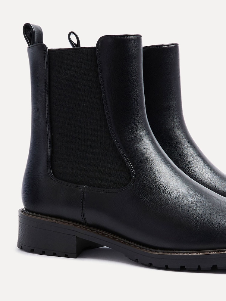 Linzi Black PU Dalston Chelsea Boots With Stretch Panel - Image 5 of 5
