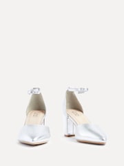 Linzi Silver Wide Fit Davina Wide Fit Closed Back Court Block Shoes - Image 3 of 5