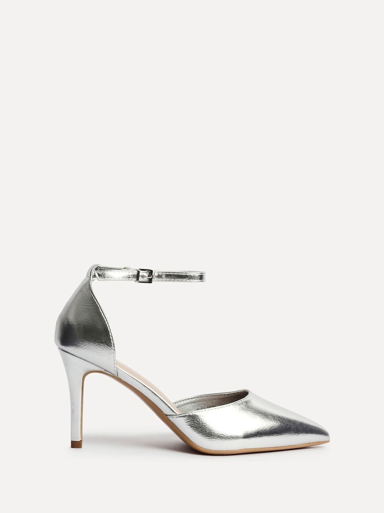 srebrna (barva); srebro - Linzi Thea Closed Back Stiletto salonarji in čevlji z visoko peto With Ankle Strap - Slika 2 iz 5 srebrna (barva); srebro - Linzi Thea Closed Back Stiletto salonarji in čevlji z visoko peto With Ankle Strap - Slika 2 iz 5