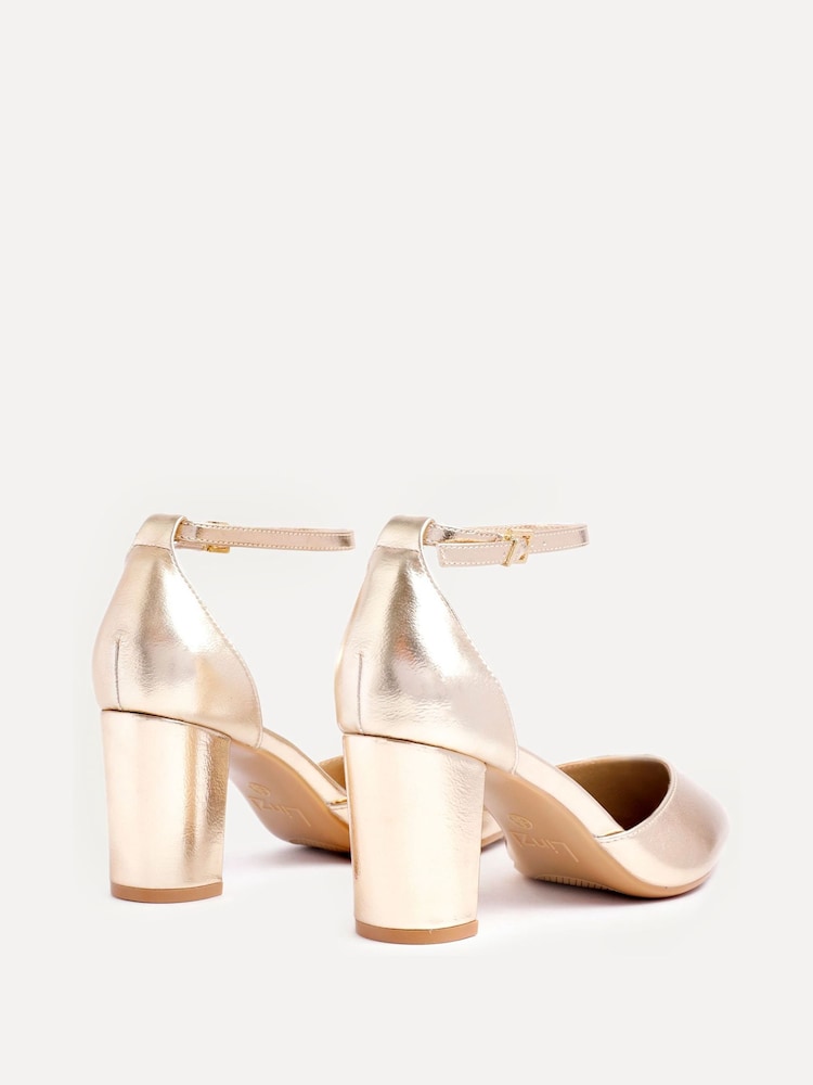 Gold - Linzi Leona Hinten geschlossene Pumps mit Blockabsatz - Bild 5 von 5 Gold - Linzi Leona Hinten geschlossene Pumps mit Blockabsatz - Bild 5 von 5