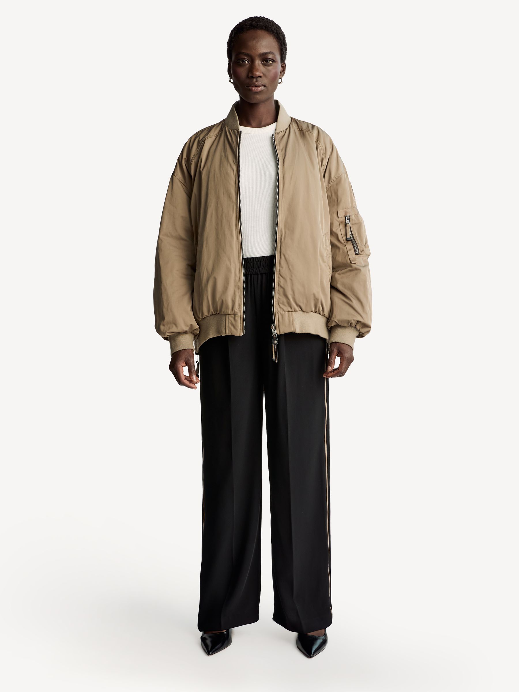Buy Parajumpers Bomb Reversible Bomber Nude Jacket from Next Norway