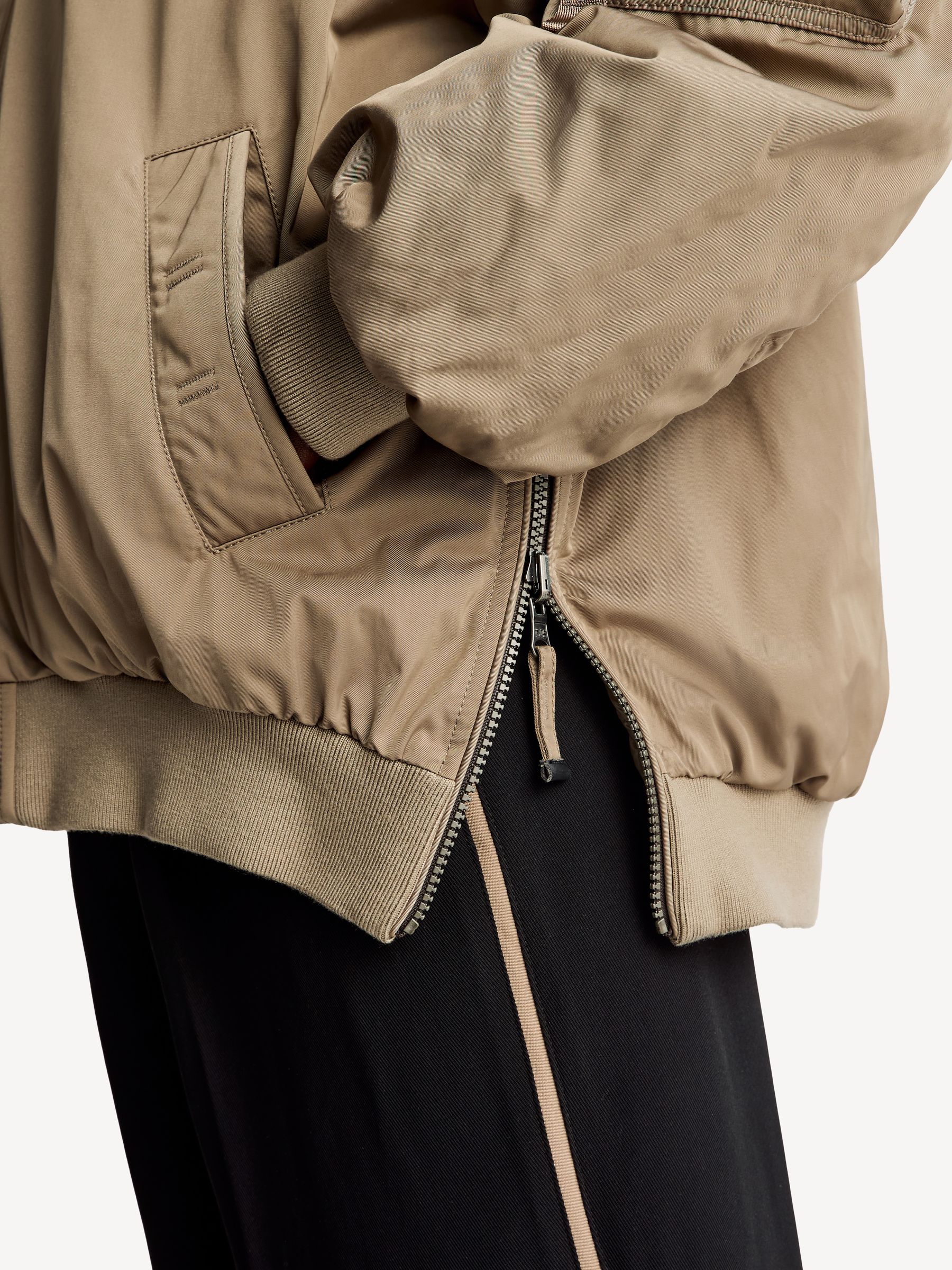 Buy Parajumpers Bomb Reversible Bomber Nude Jacket from Next Norway