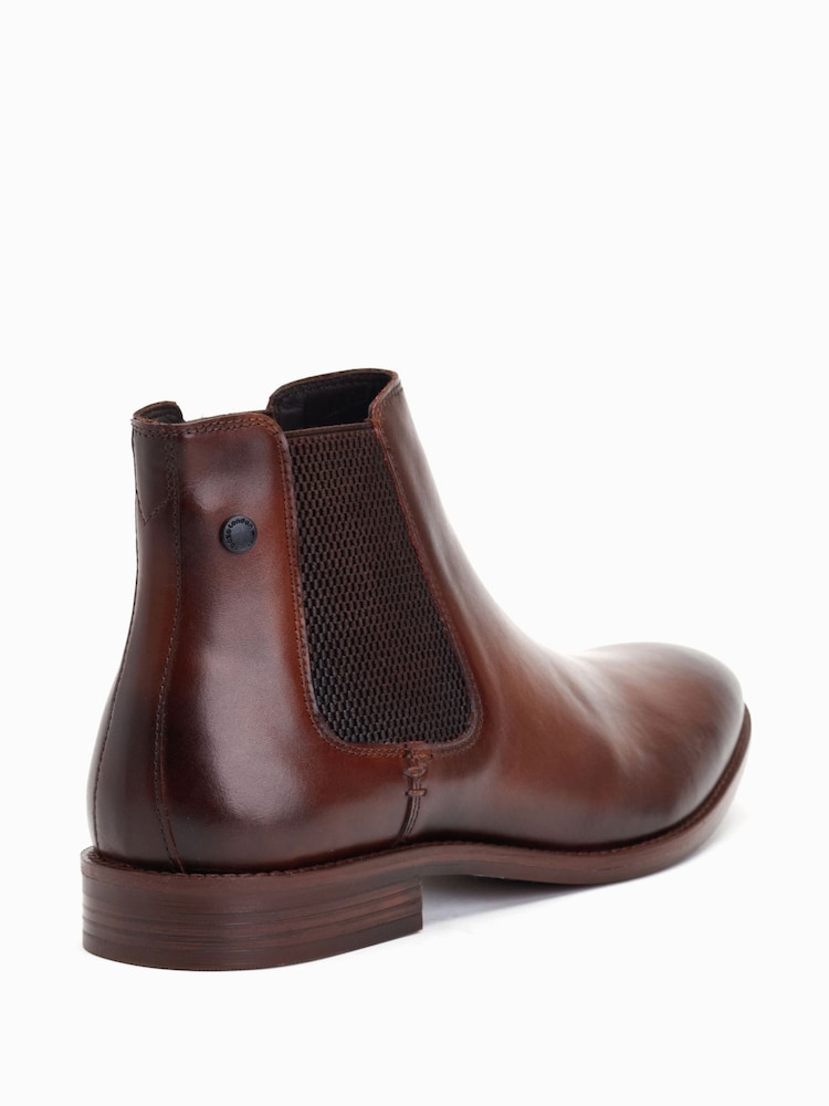 Коричневый - Base London Virgil Pull On Chelsea ботинки - Изображение 2 из 6 Коричневый - Base London Virgil Pull On Chelsea ботинки - Изображение 2 из 6