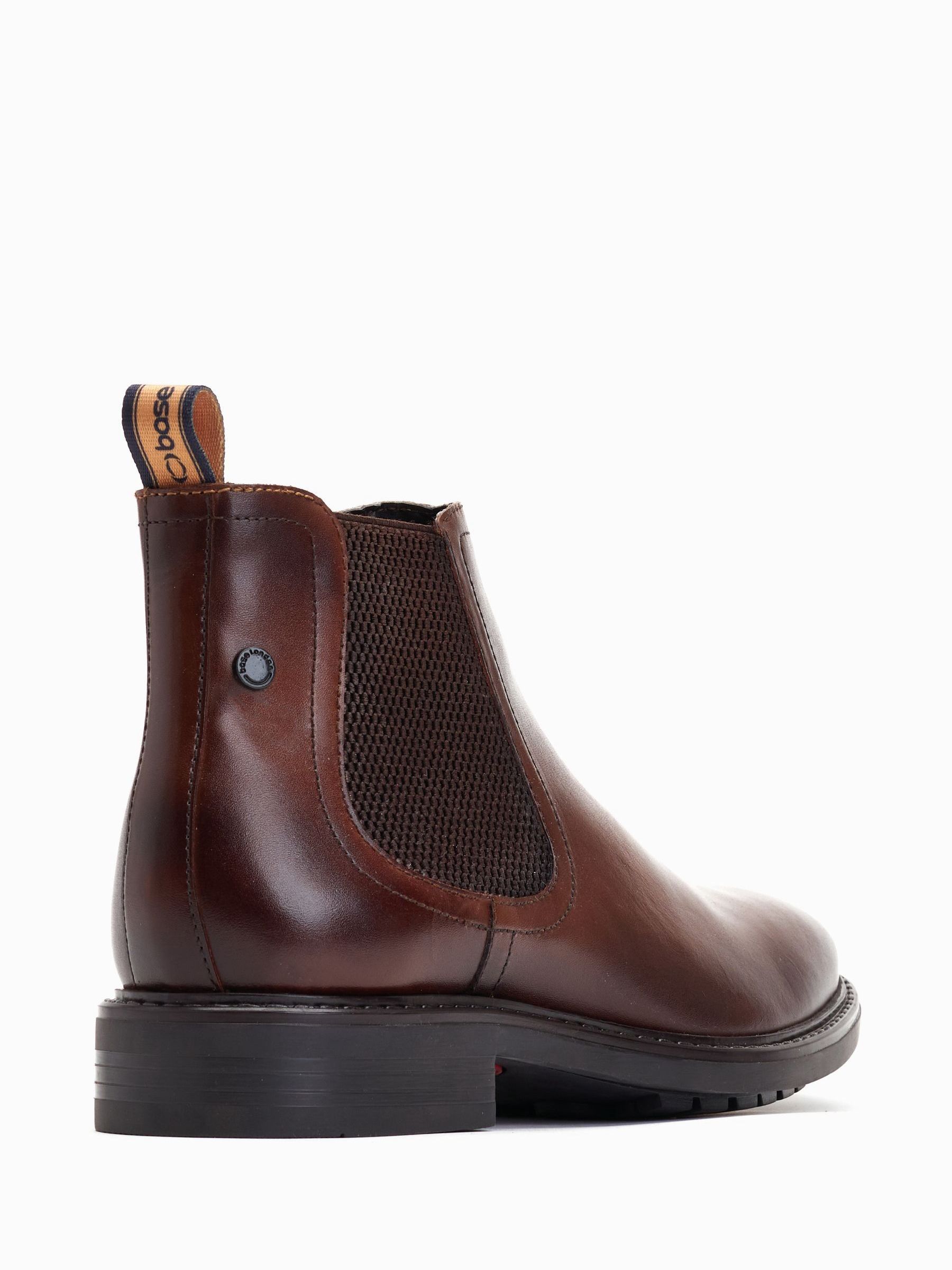 Base chelsea boots top