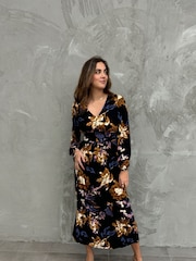 VILA Black Printed Long Sleeve V-Neck Maxi Dress - Image 3 of 5