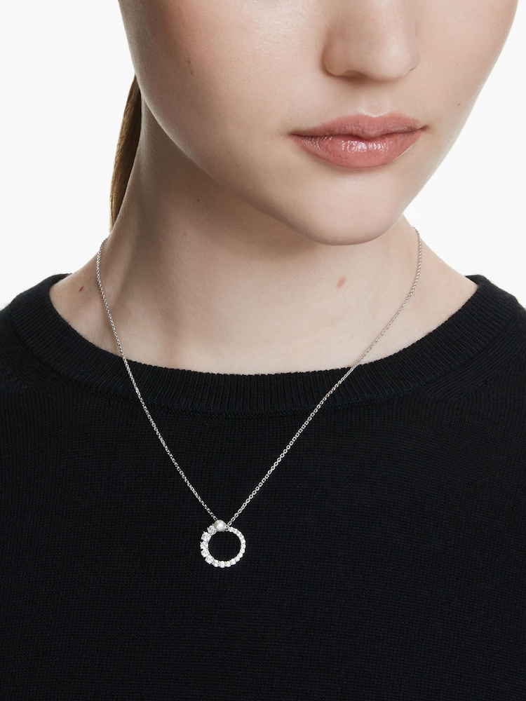 Swarovski Silver Tone Crystal Pearl Round Cut White Rhodium Plated Matrix Pendant Necklace - Image 7 of 7